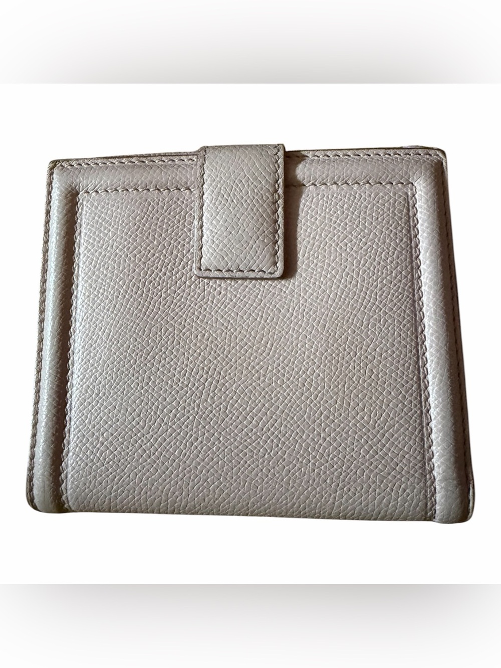Women’s Salvatore Ferragamo Pink Textured Leather Wallet with Vara Bow - Picture 6 of 10